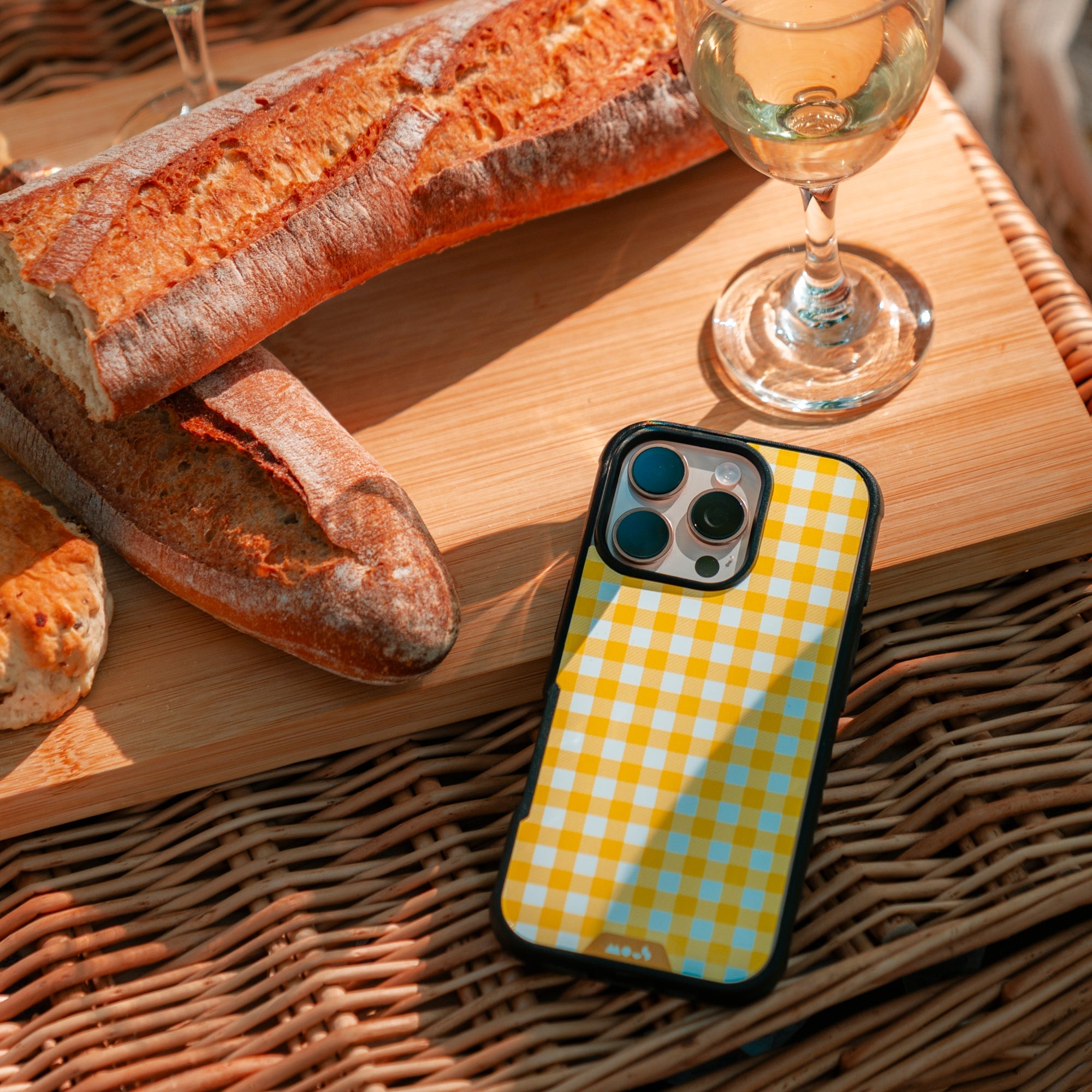 Dandelion Protective Phone Case - Picnic
