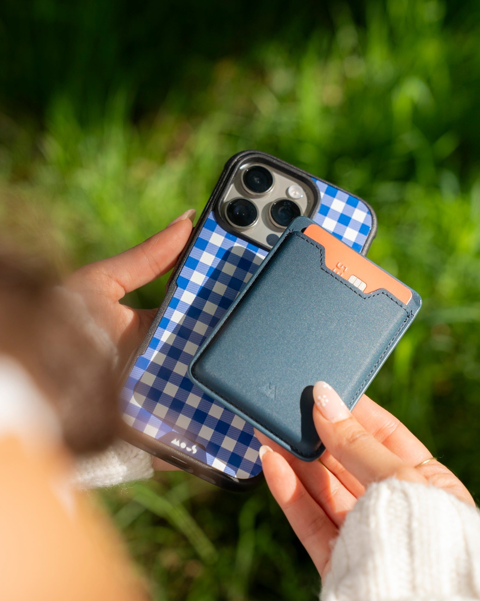 Breeze Protective Phone Case - Picnic MagSafe